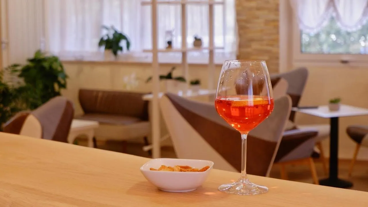 Hotel Venezuela Lido di Jesolo 3*,  Olaszország