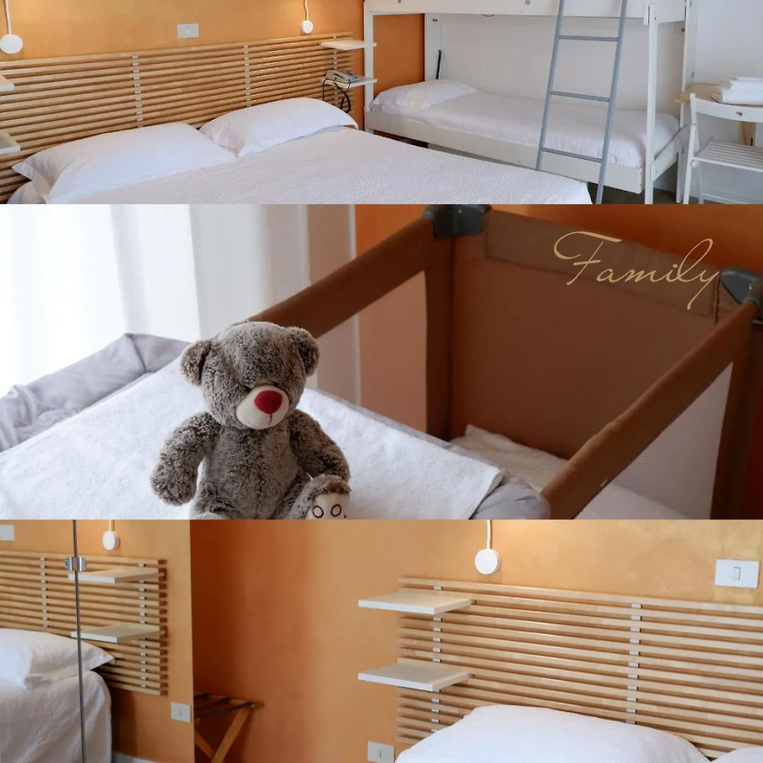 ***  Hotel Venezuela Lido di Jesolo Olaszország