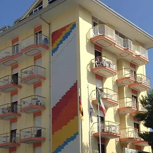 3* Hotel Maxi Heron